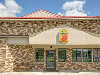 Super 8 Motel - Melrose