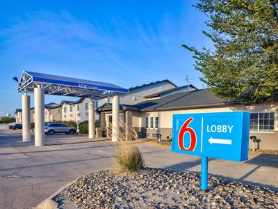 Americas Best Value Inn & Suites