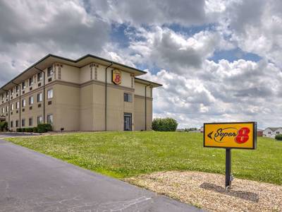 Super 8 Motel - Waterloo