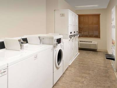 WoodSpring Suites Champaign Urbana