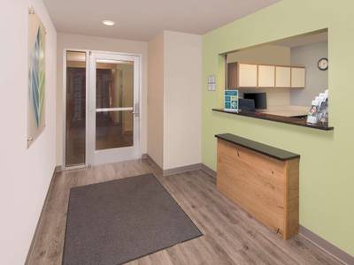 WoodSpring Suites Springdale