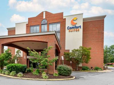 Comfort Suites Near Potomac Mills