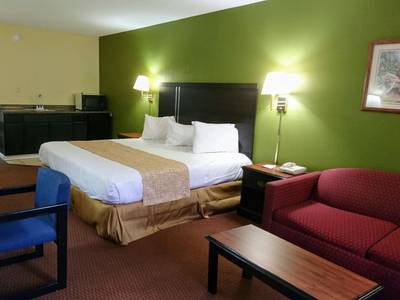 Travelodge Knoxville East