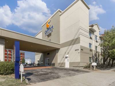 Ramada Louisville Expo Center