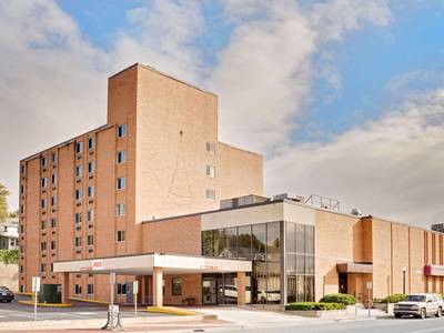 Ramada Marquette (Foto)