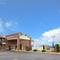 Econo Lodge  Inn & Suites Searcy