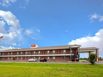 Econo Lodge  Inn & Suites Searcy