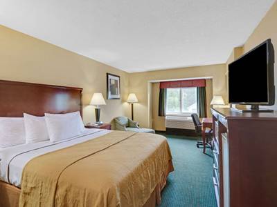 Ramada Kittery