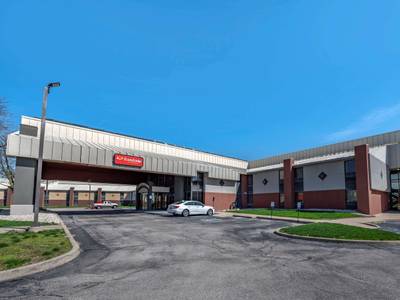 Travelodge Lafayette East