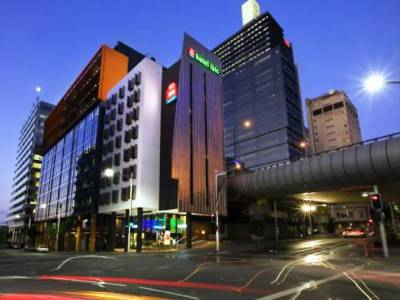 ibis Sydney King Street Wharf