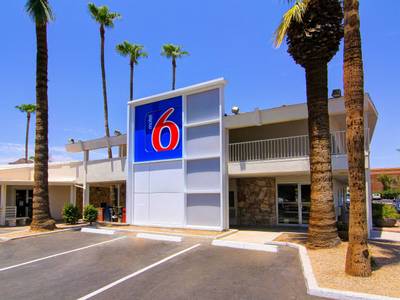 Motel 6 Scottsdale