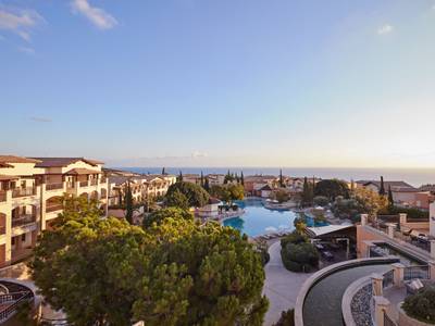 Aphrodite Hills Holiday Residences - Villas & Apartments