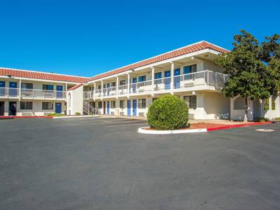 Motel 6 Redding South