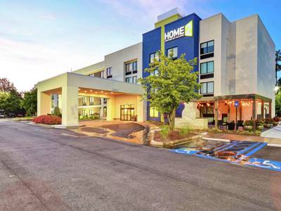 Wingate by Wyndham Atlanta / Norcross