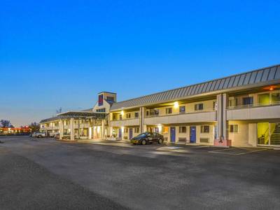 Super 8 Motel - Cleveland/N. Ridgeville