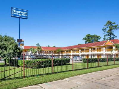Rodeway Inn & Suites