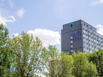 Campus Tower Suite Hotel