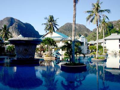 Phi Phi Island Cabana Hotel