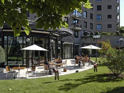 Warwick Reine Astrid - Lyon