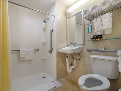 Best Western Plus Plaza