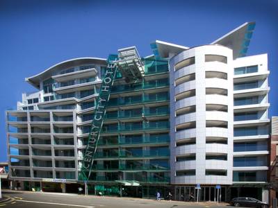 Distinction Wellington Century City Hotel
