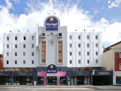 Kyriad Le Bourget Centre