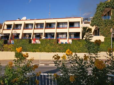 Napa Prince Hotel Apartments