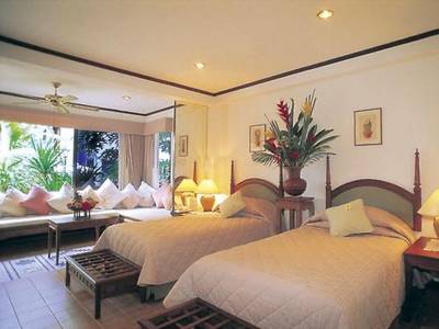 White House Beach Resort & Spa