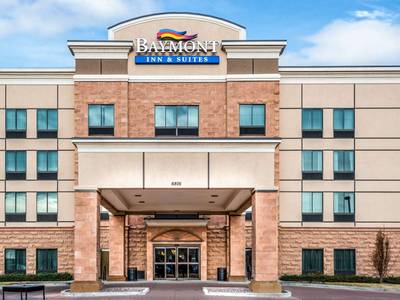 Baymont Inn & Suites Denver International Airport