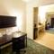 Best Western Plus Eastgate Inn & Suites