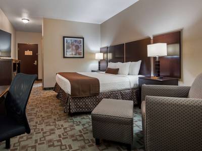 Best Western Plus Eastgate Inn & Suites