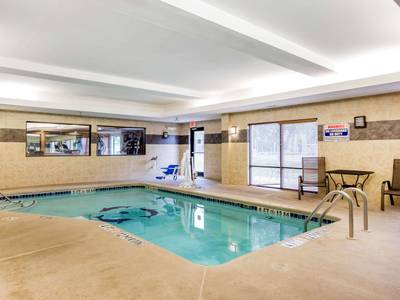 Comfort Suites Golden Isles Gateway