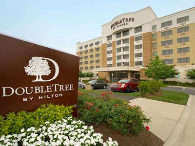 Doubletree by Hilton Hotel Sterling Dulles Airport