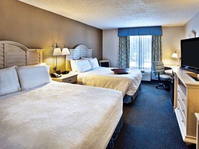 Hampton Inn & Suites Cape Cod