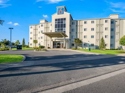 Motel 6 Kingston