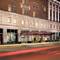 DoubleTree Suites by Hilton Detroit Downtown - Fort Shelby