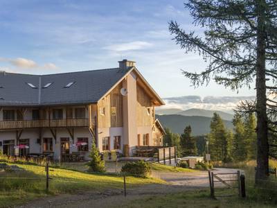 JUFA Hotel Nockberge - Almerlebnis