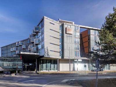 Park Inn by Radisson Oslo Airport