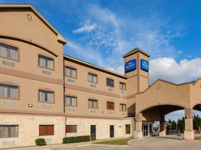 Baymont Inn & Suites Cuero