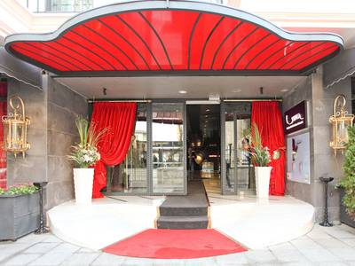 Sura Design Hotel & Suites