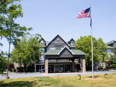 Country Inn & Suites by Radisson, Carlisle, PA