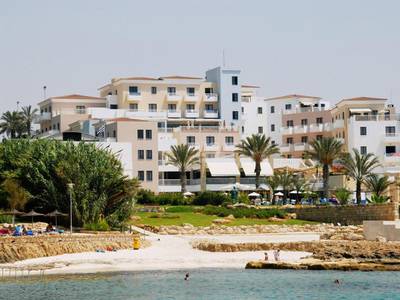 St. George Gardens Hotel Suites