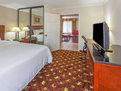 Howard Johnson Pasadena