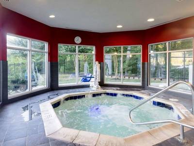 Comfort Suites Bypass