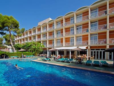 Isla de Cabrera Hotel