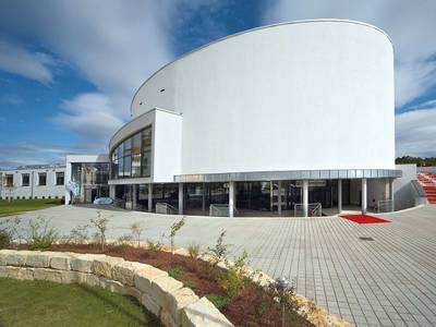 The Monarch Bad Gögging