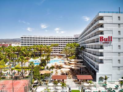 Bull Hotel Eugenia Victoria