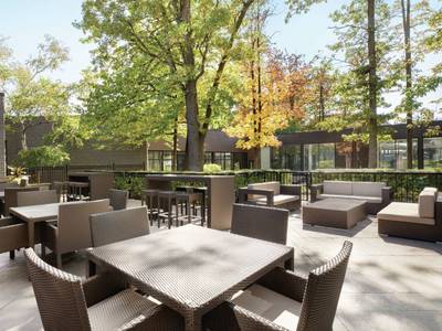 Doubletree by Hilton Toronto Airport West Hotel