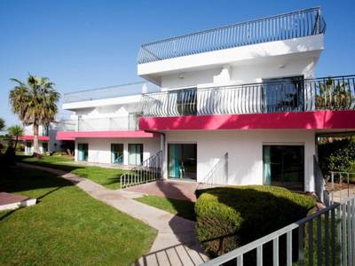 Bayside Salgados Golf & Beach