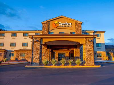 Comfort Inn & Suites Page